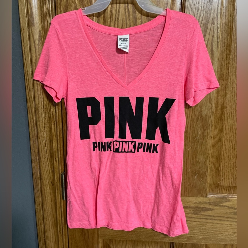 Victorias Secret Pink tee shirt